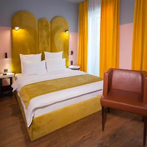 gvino-city-wine-hotel.alltbilisihotels.com/